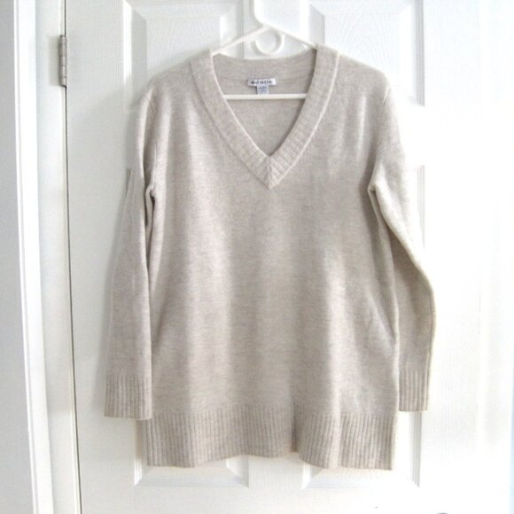 Athleta Westwood V Neck Sweater Size M Cream Merino Wool Blend Ribbed Trim - Picture 6 of 10